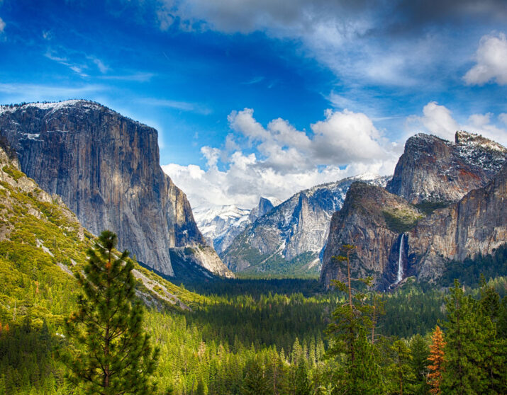 Tunnel View